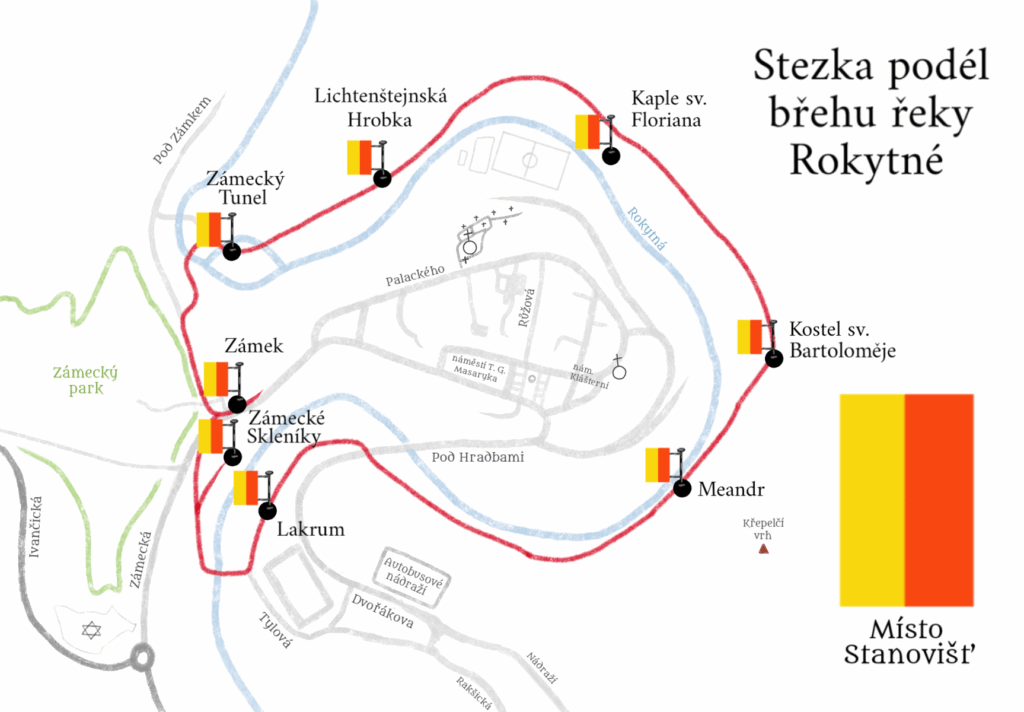 Stezka podél břehu řeky Rokytné