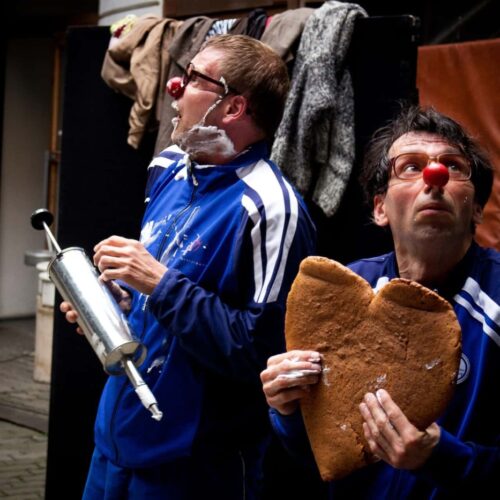 Labil Bones – Cvičenci za čárou