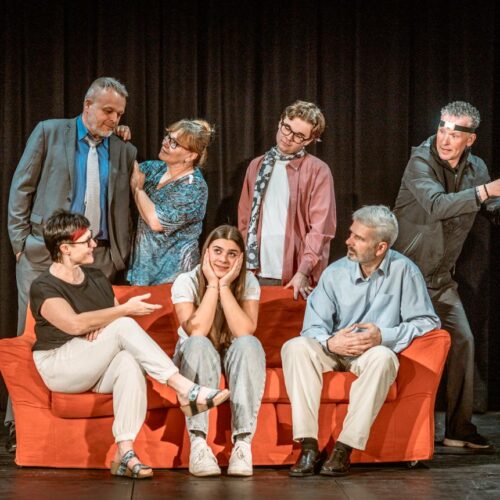 Bezgest se vrací na scénu. V Moravském Krumlově chystá dubnovou premiéru Bezgest se vrací na scénu. V Moravském Krumlově chystá dubnovou premiéru